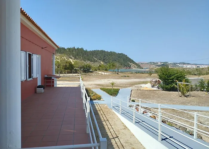 Casa Da Duna - Salir Do Porto בית הארחה 3*